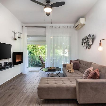 Mystique 2 Bd Aparment By Blupine Apartment Athens Exterior photo