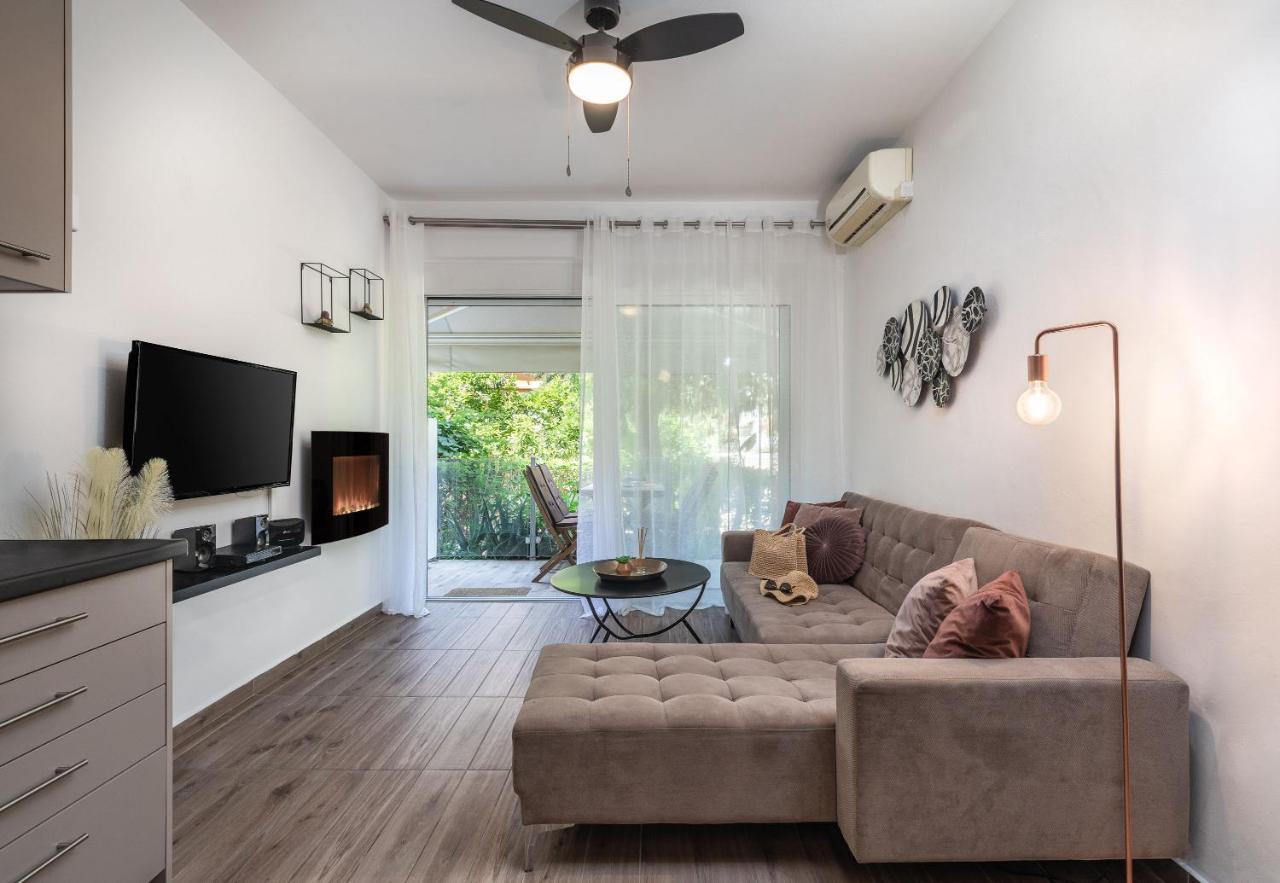 Mystique 2 Bd Aparment By Blupine Apartment Athens Exterior photo